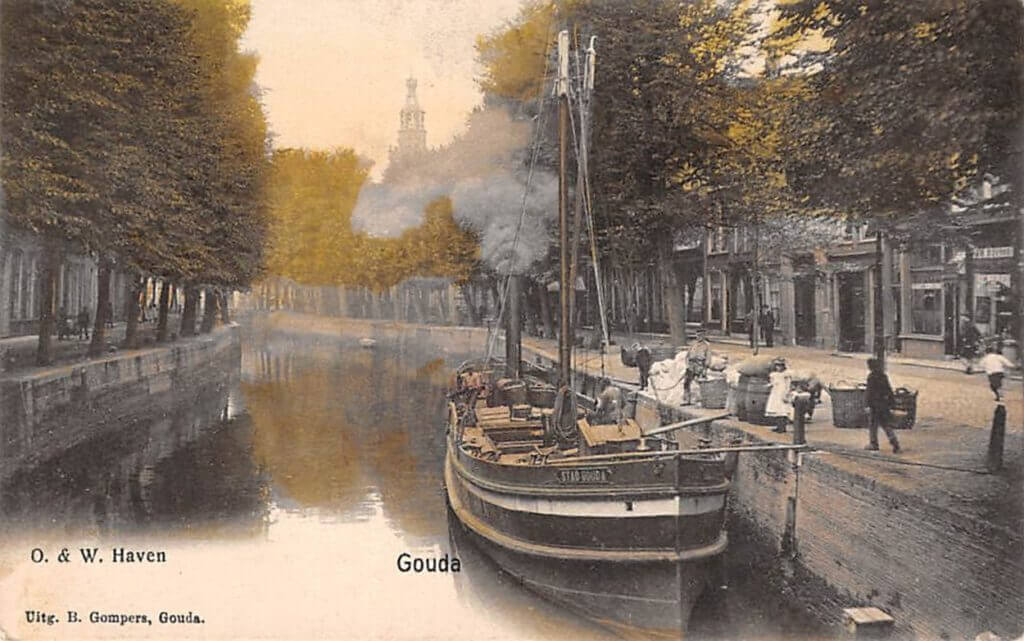 Haven begin 20e eeuw, stoomboot Stad Gouda  (foto uit collectie House of Cards)